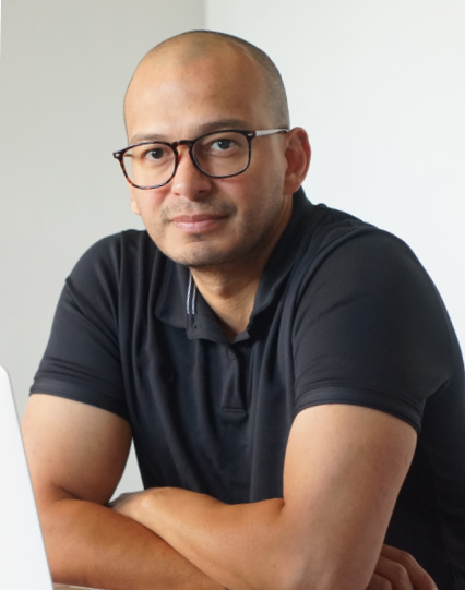 Cesar Cobo — COO of WEBRIS